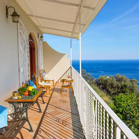 Estate4home - Casa Sofia 330 Steps Holiday home